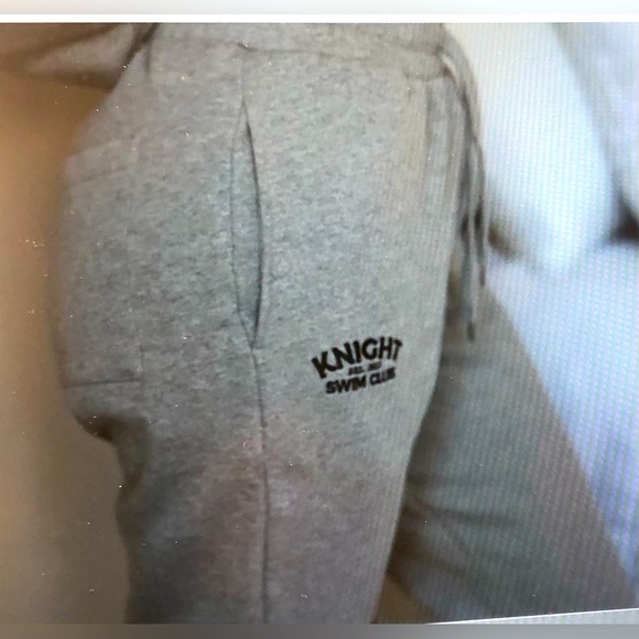 NWT KNIGHT SWIM CLUB SWEAT PANTS IN SIZE SMALL - Picture 3 of 8